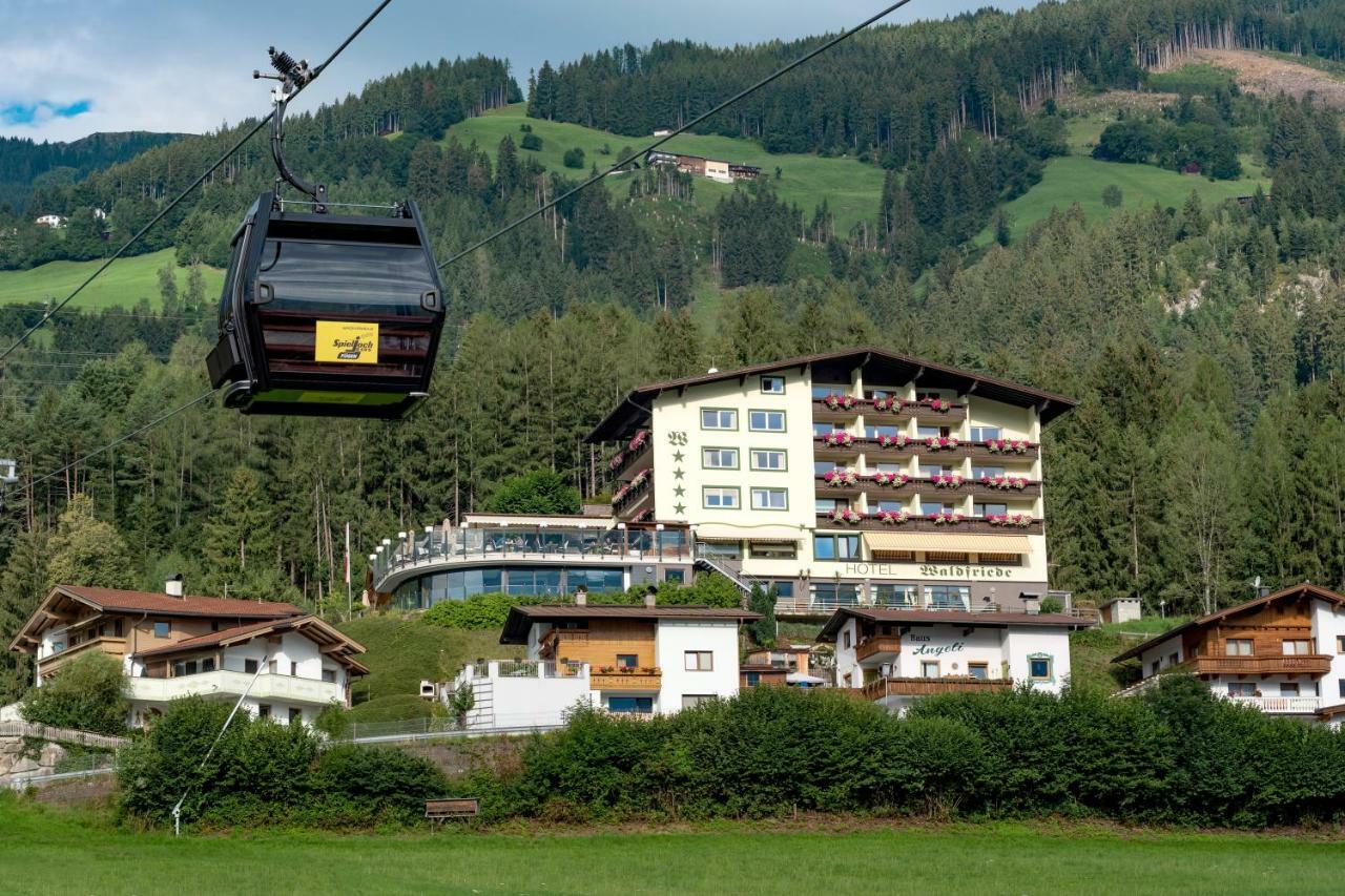 Hotel Waldfriede - Der Logenplatz Im Zillertal Fügen Exteriér fotografie